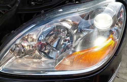 Frontscheinwerfer